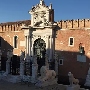 https://appartamento-damiana.hotelinveneto.com